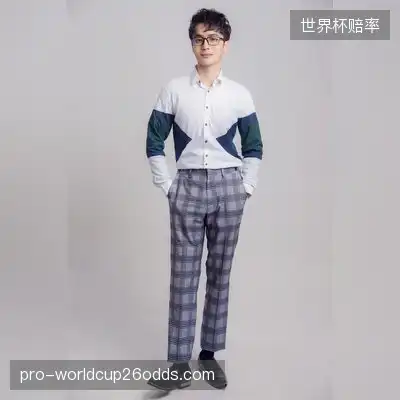罗家英